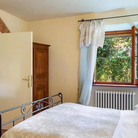 Spacious In Castiglione Del With Pool Ferienhaus *