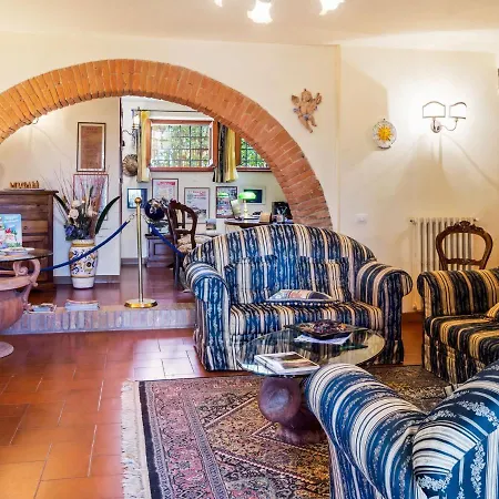 Spacious In Castiglione Del With Pool Tatil Evi Castiglione del Lago