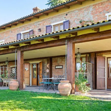 Spacious In Castiglione Del With Pool Holiday home